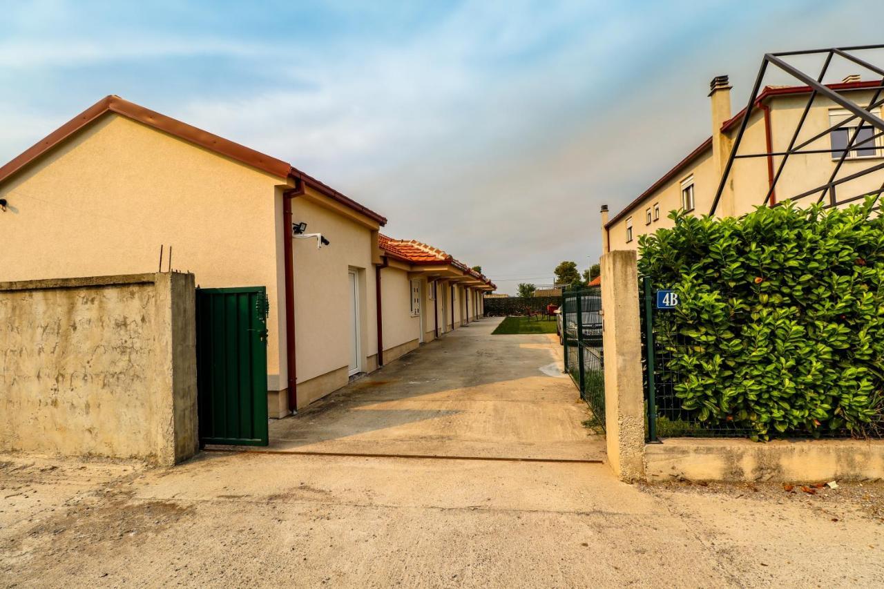 Simo Apartments Airport Podgorica Exterior foto